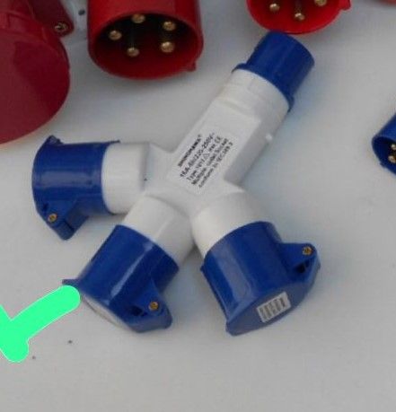 SHINOHAWA 16A 3P 3 WAY SOCKET IP44