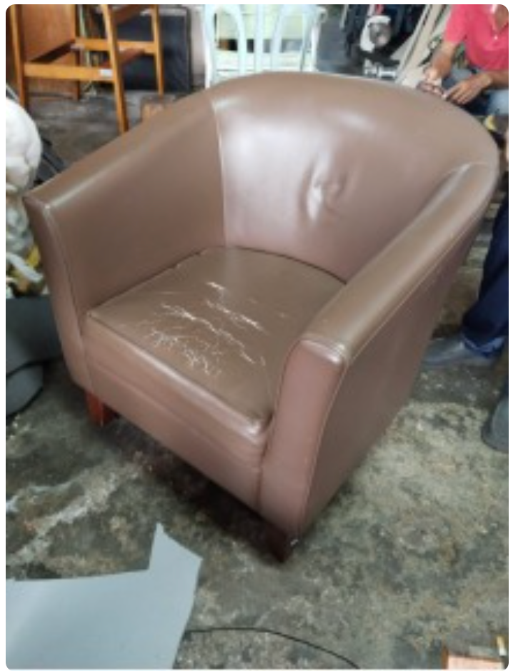 SERVICE TO REUPHOLSTERY SOFA COVER
