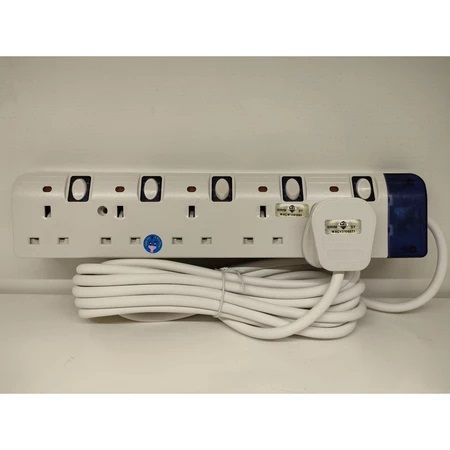 WAYAR EXTENSION 4 PLUG/5 PLUG (5 METER)