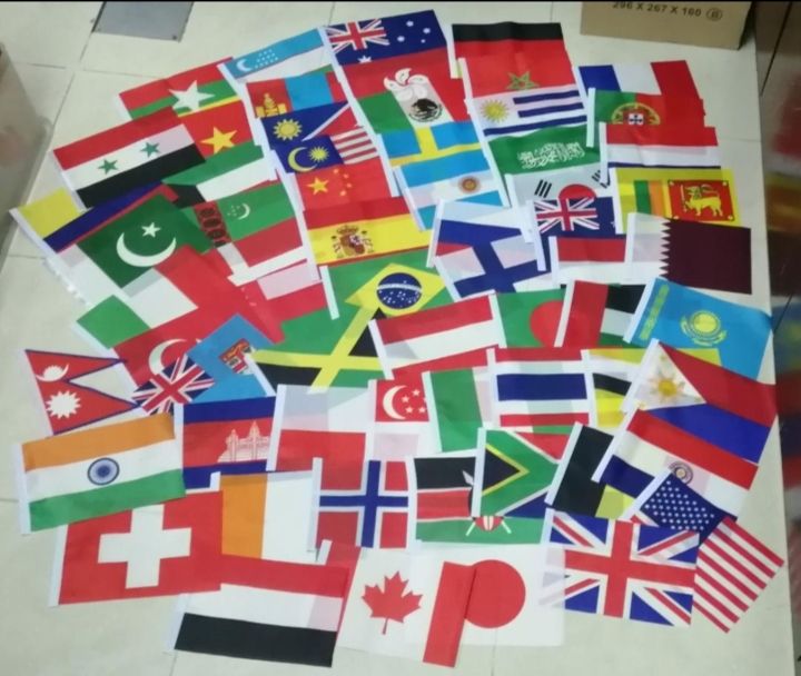 Flag Negara2 Didunia size: 14 cm x 21 cm Ocha Flag (Bendera) Untuk Atas Meja Negara2 Didunia size: 14 cm x 21 cm( 200 Negara)