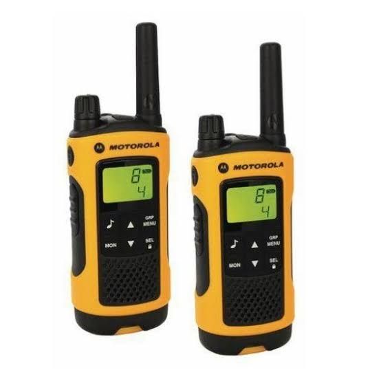 Motorola Walkie Talkie TLKR T80 Extreme with Weatherproof (10KM) / 10KM WALKIE TALKIE