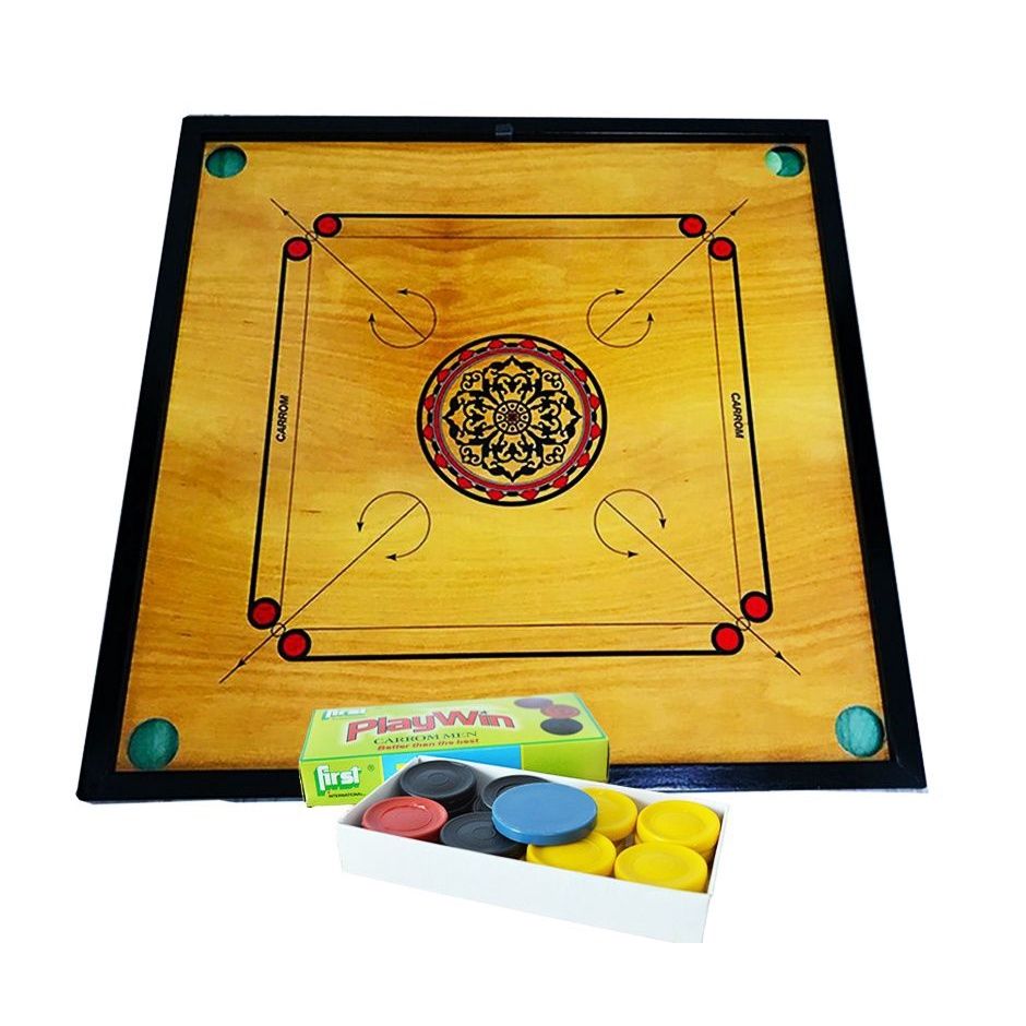 Carrom board set
