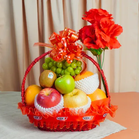 QP ROTAN CURATED FRUIT BASKET (SMALL)
