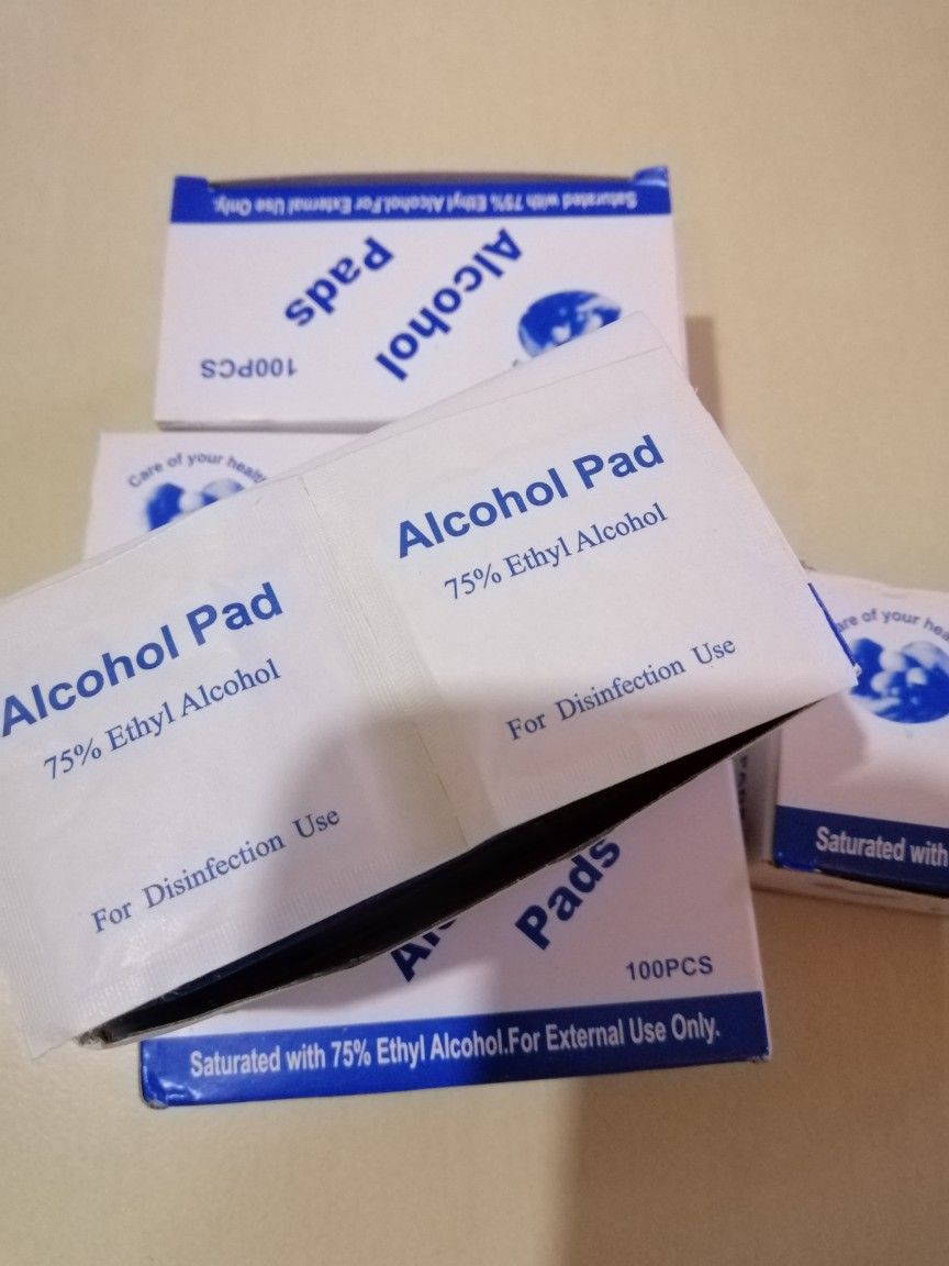 QS Alcohol Swab Pad 100's
