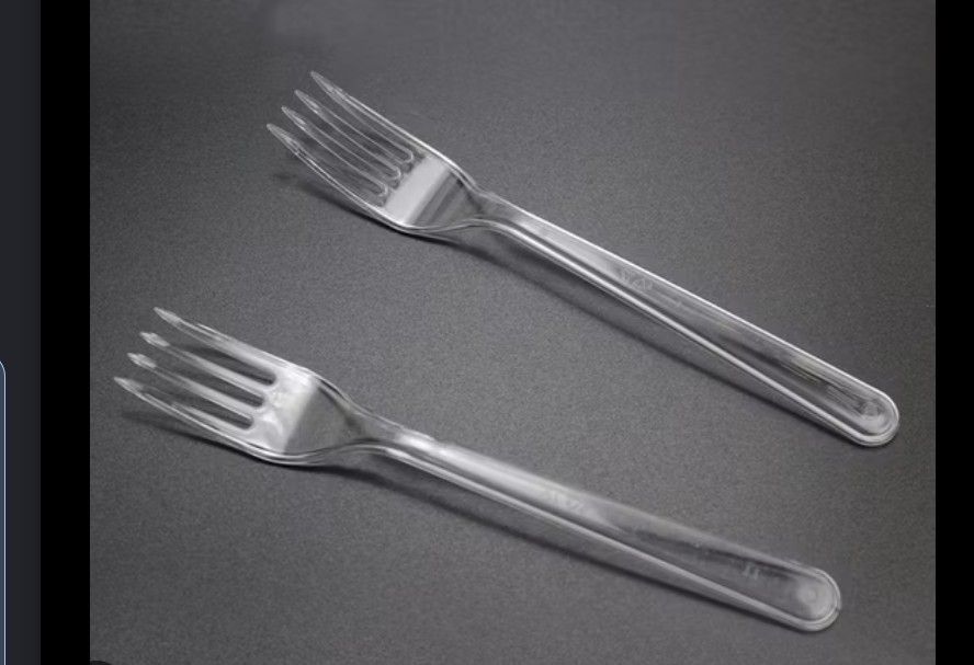 TLH 7" PLASTIC CLEAR FORK