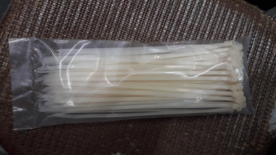 CABLE TIE ( WHITE ) SIZE: 12'' INCH- 100 pcs/ pack