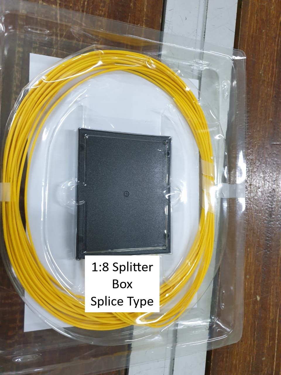 SPLITTER 1:8 BLACK BOX SPLICE TYPE