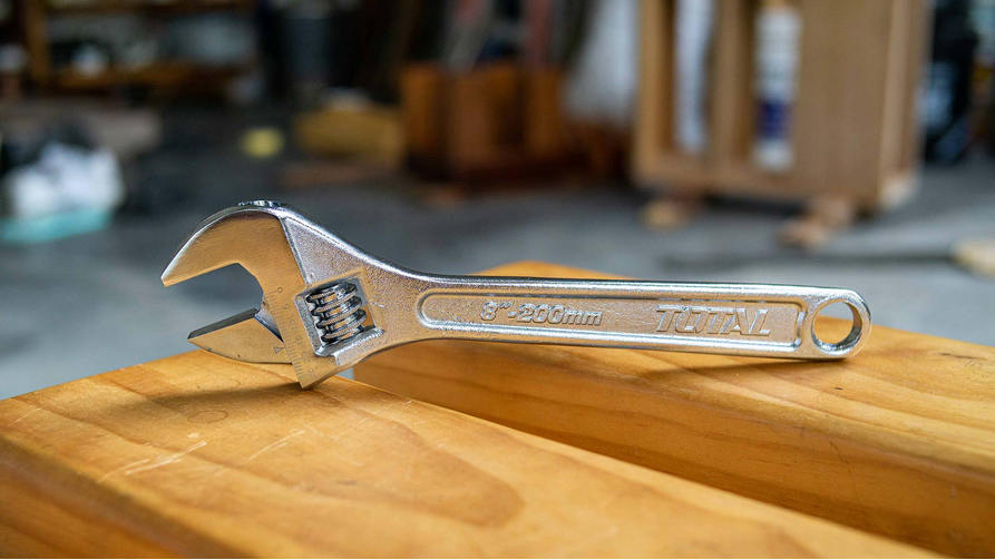 TOTAL Adjustable Wrench (8"/10"/12"/0mm-35mm Maximum) THT101083/THT1010103/THT1010123