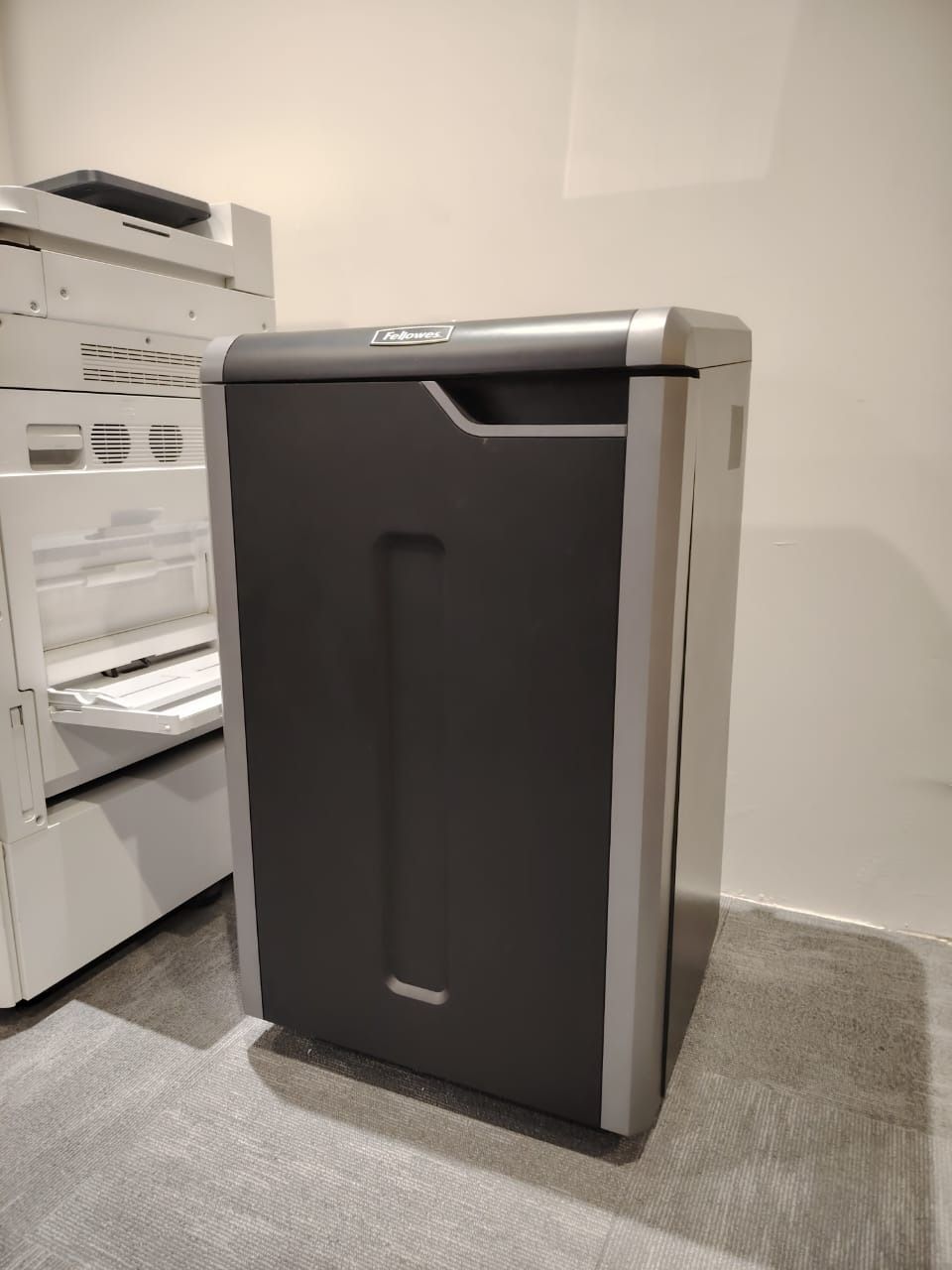 paper shredder machine