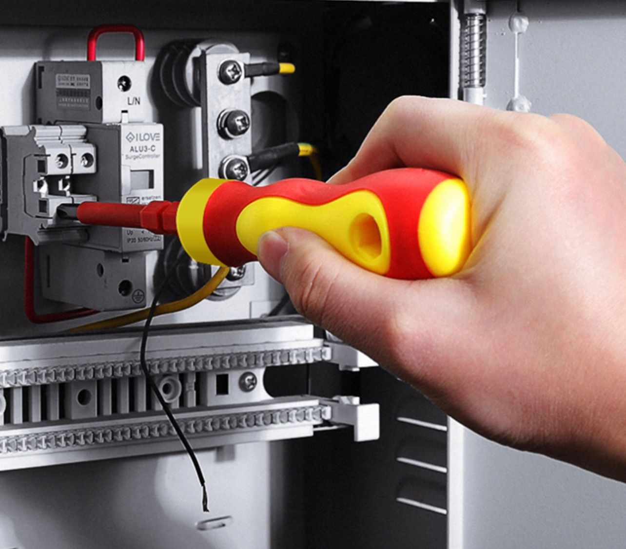 NA Electrical Mechanic Insulated Screwdriver Set 500V Multipurpose Magnetic