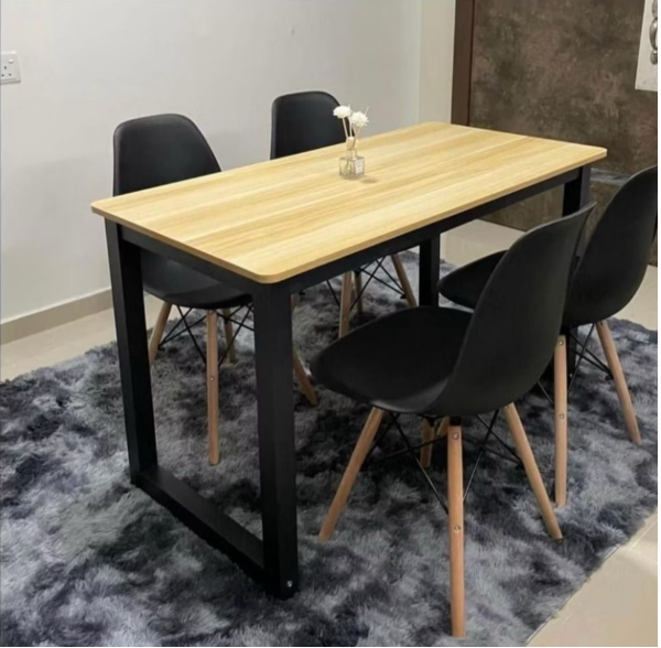DISCUSSION TABLE WITH 4 CHAIRS SET / TABLE SIZE :1200MM X 600MM