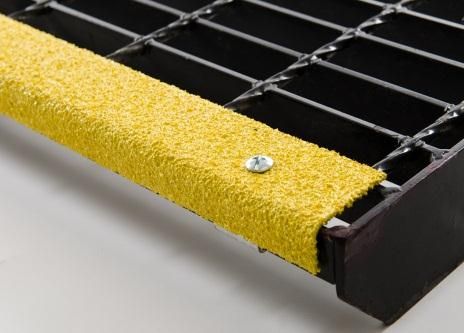 CBN12 Anti Slip Nosing SS316 100x20x600MM c/w 2x Top Fixing Clipset
